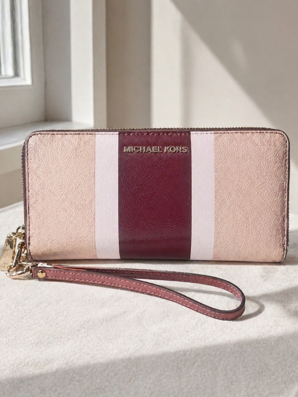 Michael Kors zip around wristlet wallet